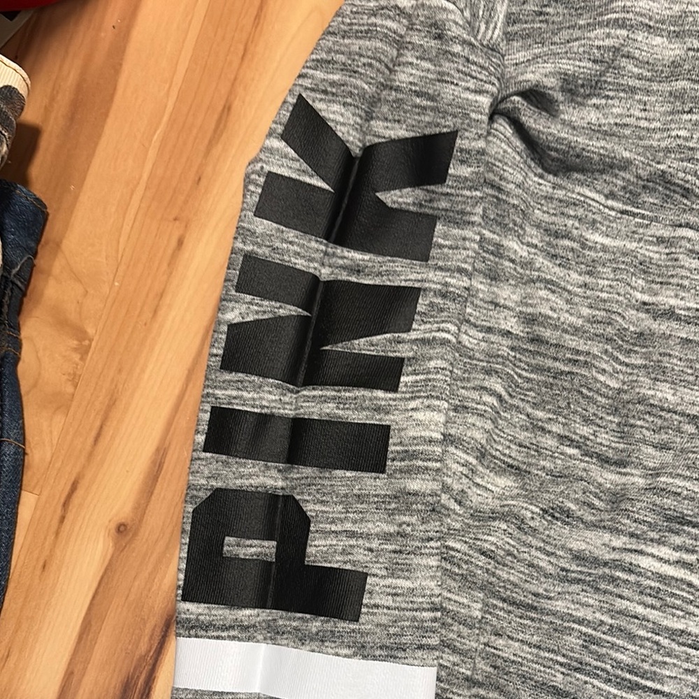 Victoria's Secret Pink Heathered Pullover - Picture 4 of 6